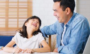 حمایت عاطفی والدین؛ در آموزش فرزند